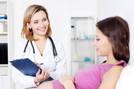 Ở nhà nội trợ có được hưởng trợ cấp thai sản?