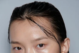 Trang điểm ấn tượng với xu hướng đồ họa