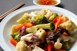 Giúp sĩ tử ghi nhớ tốt với món ngon từ súp lơ