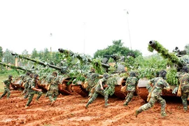 Sư đoàn bộ binh 2 diễn tập tiến công địch cơ động