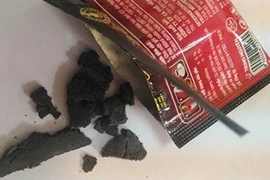 Kinh hoàng cà phê G7 Trung Nguyên vón cục, bốc mùi ẩm mốc