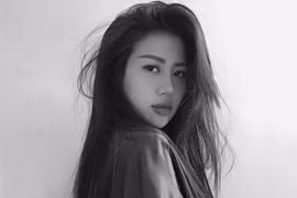 Phong cách thời trang nóng bỏng của “nữ y tá sexy nhất hành tinh”