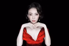 “Mỹ nhân hài trăm tỷ” đổi gu, ngày càng sexy khác lạ