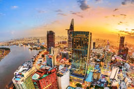 Bất động sản 2024: vẫn còn nhiều thách thức nhưng kỳ vọng khởi sắc dần 