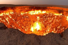 Kinh hoàng 7 "cánh cửa địa ngục" đáng sợ tồn tại ngay trên Trái Đất