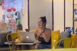 Hoa hậu Đặng Thu Thảo bị nhân viên quay lén, nhan sắc thế nào?