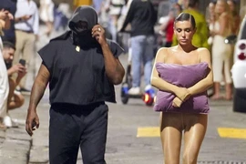 Mặc quần tất xuyên thấu, vợ Kanye West có thể bị phạt tù