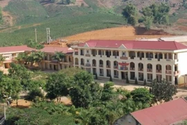 Triệu tập nhân viên nhà bếp nghi bỏ độc vào bữa ăn của học sinh ở Sơn La