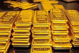 Dân đổ xô mua vàng, có cần lo ngại về lạm phát và giá vàng?