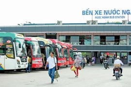 Giá vé máy bay gần những ngày nghỉ lễ 30/4, 1/5 năm nay tăng cao