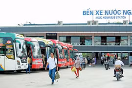 Giá vé máy bay gần những ngày nghỉ lễ 30/4, 1/5 năm nay tăng cao