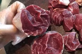 Sự thật đằng sau thịt bò rao bán “ngập chợ” rẻ hơn thịt lợn