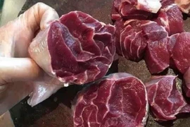 Sự thật đằng sau thịt bò rao bán “ngập chợ” rẻ hơn thịt lợn