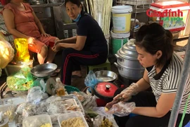 Người phụ nữ khởi nghiệp bán xôi, thu đều 300.000 đồng/ngày 