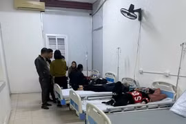 Vụ hàng loạt học sinh nhập viện sau ăn: Phát hiện thêm khoai lang mốc