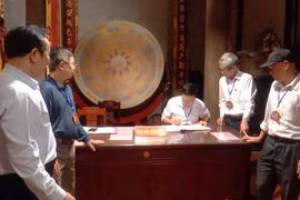 Chuyện kiểm đếm, quản lý tiền công đức tại nhiều đền, chùa ở Bắc Ninh