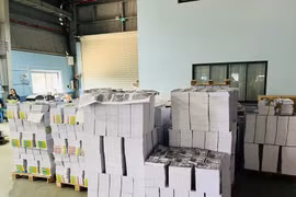 Phát hiện hàng ngàn bản in lậu tại một xưởng ở Củ Chi