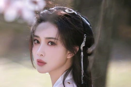 Người đẹp thủ vai Mai Siêu Phong trong "Tân Anh hùng xạ điêu"