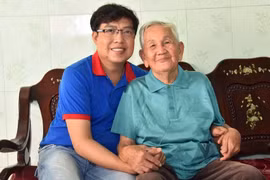 Tiễn biệt nghệ sĩ Văn Hường, vua vọng cổ hài một thuở