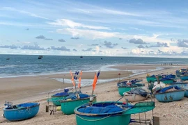 Thơ mộng và dân dã, làng chài Phước Hải đẹp như điện ảnh