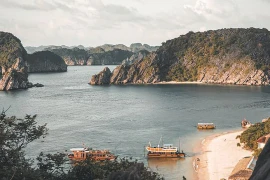 Báo quốc tế gợi ý đến những vùng biển đẹp nhất ở Việt Nam