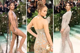 Sao nữ gây ngán ngẩm với “váy khoả thân“