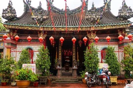 Ngôi chùa kiến trúc người Hoa gần một thế kỷ tại Đồng Tháp