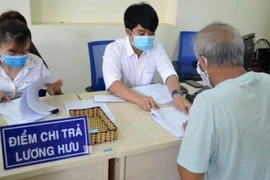 Nghỉ hưu năm 2024, đóng 25 năm BHXH, lương hưu nhận bao nhiêu?