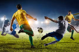 Trọng tài thổi còi, 2 đội vẫn đứng im và lý do cảm động 