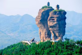 Ngôi chùa cổ bí ẩn trên đỉnh núi cao chót vót ở Hà Bắc