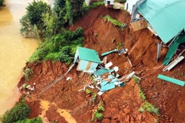 Giải pháp nào ngăn sạt lở nghiêm trọng?