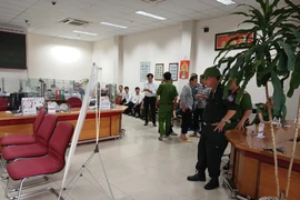 Truy bắt đối tượng dùng vật giống súng cướp ngân hàng ở Tiền Giang