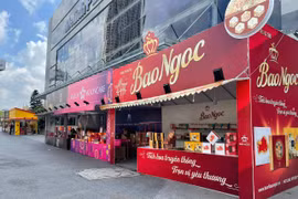 Sức mua yếu, bánh Trung Thu đua nhau giảm giá?