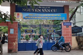 UBND quận lên tiếng vụ hàng loạt giáo viên bị 'đòi' lại tiền thu nhập tăng thêm