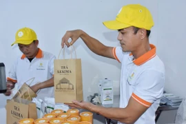 Làm trà từ trái Lêkima, thu nhập trăm triệu mỗi năm