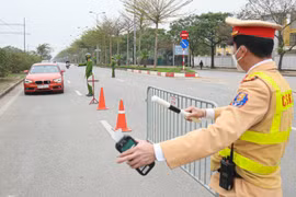 Quy định mới về các trường hợp cảnh sát giao thông được dừng xe