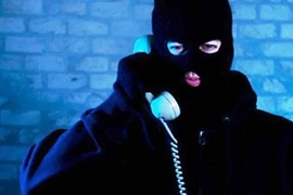 Mất 4,5 tỉ sau khi nghe điện thoại của nhân viên bưu điện