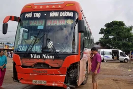 Tạm giữ tài xế lao xe khách vào chợ khiến 4 người chết