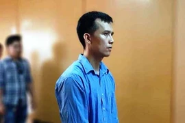 Xô vợ đập đầu vào tường tử vong rồi thản nhiên… xem phim hài