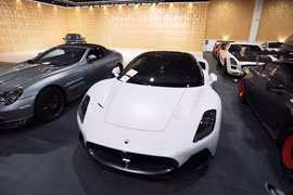 Video: Chiêm ngưỡng 'thiên đường siêu xe' trị giá tới 40 triệu USD