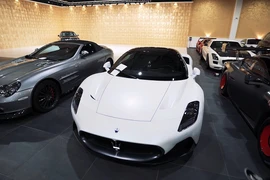 Video: Chiêm ngưỡng 'thiên đường siêu xe' trị giá tới 40 triệu USD