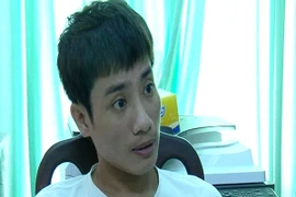 Bắt nhóm đi khắp miền Tây lừa đảo