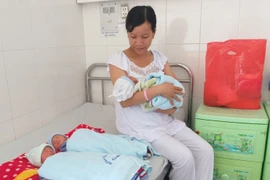 Sản phụ 24 tuổi sinh 3 bé trai ở Cà Mau
