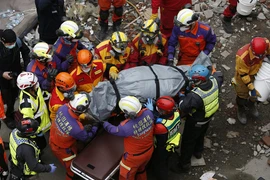 Động đất Đài Loan: Cặp đôi đến chết vẫn còn ôm nhau