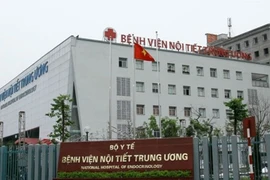 Bệnh nhân tiểu đường bị cắt cụt chi do ngâm chân nước lá 