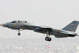 Sức mạnh tiêm kích Iran hộ tống máy bay Nga đánh IS