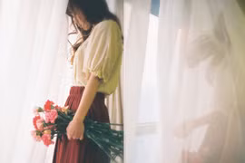 Lời thề non hẹn biển của đàn ông, chỉ đàn bà dại mới nhớ