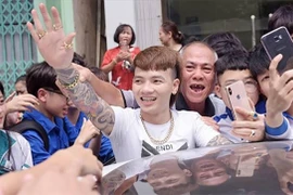 Khá "bảnh" với đời tư bất hảo được đưa vào đề thi học sinh giỏi Ngữ văn