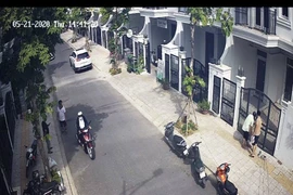 Khách hàng mua nhà Phú Gia Compound liên tục bị 'khủng bố'