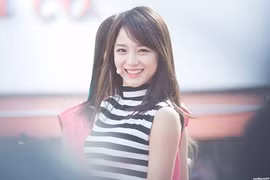 Quy trình massage 50 giờ làm thon gọn mặt của gái Hàn